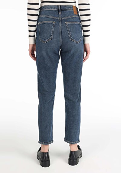 صورة من موم فيت جينز نيلي نسائي