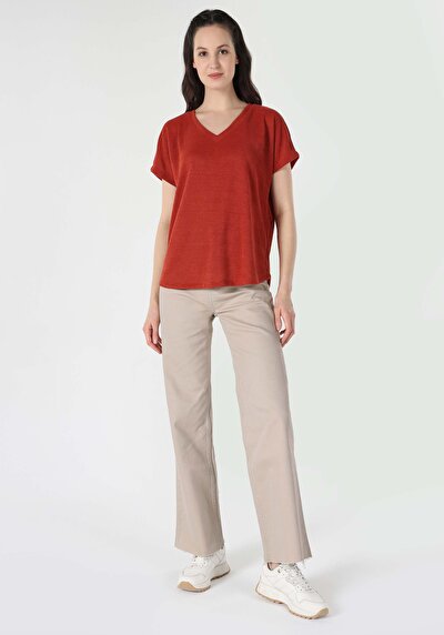 صورة من برتقالي للنساء تي شيرت بأكمام قصيرة