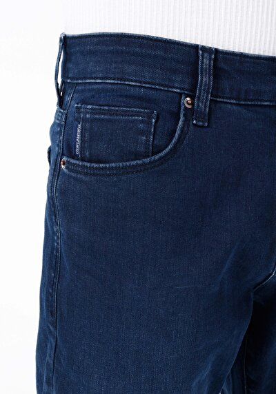 اعرض التفاصيل لـ سليم  خصر منخفض ضيق الساق جينز نيلي للرجال