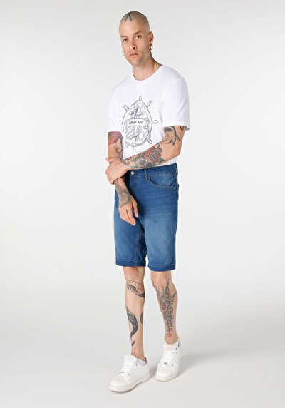 صورة من عادي الخصر مستقيم رجالي شورت أزرق داكن