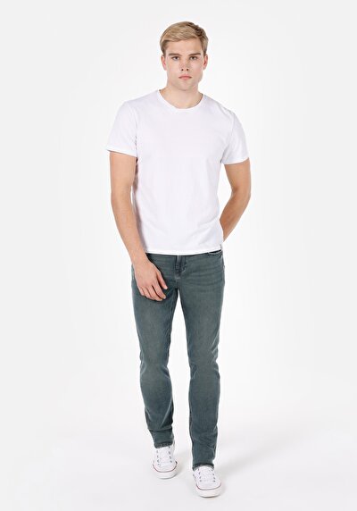 صورة من مستقيم  خصر منخفض مستقيم الساق الجينز النيلي للرجال