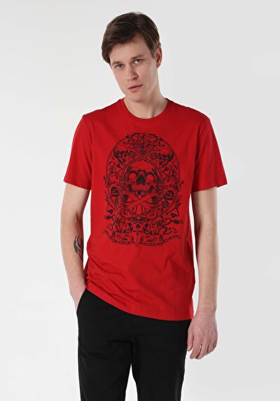 صورة من   رقبة مستديرة مطبوعة رجالي أحمر قصيرة الأكمام تي شيرت