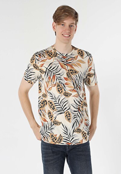 صورة من   طوق دائري مطبوع رجالي Ecru قصيرة الأكمام تي شيرت