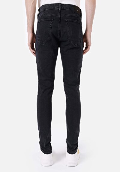 صورة من سليم خصر منخفض ساق ضيقة جينز أسود للرجال