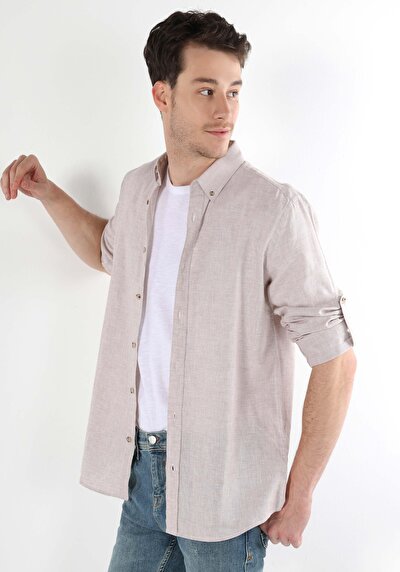 صورة من قميص عادي رقبة مستقيم رجالي بيج كم طويل قميص