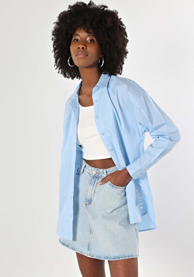 صورة من قميص مريح رقبة مطبوع نسائي أزرق كم طويل قميص