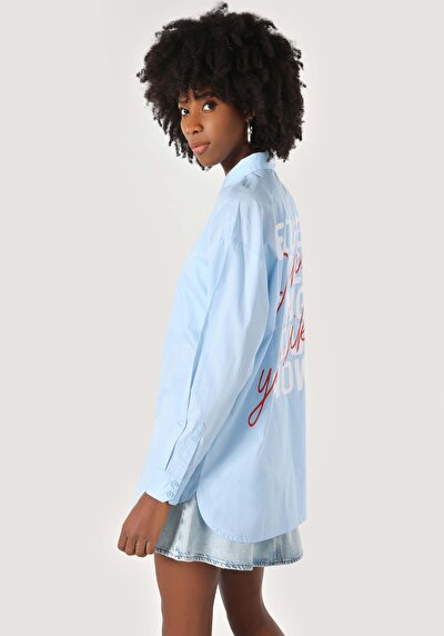 اعرض التفاصيل لـ قميص مريح رقبة مطبوع نسائي أزرق كم طويل قميص