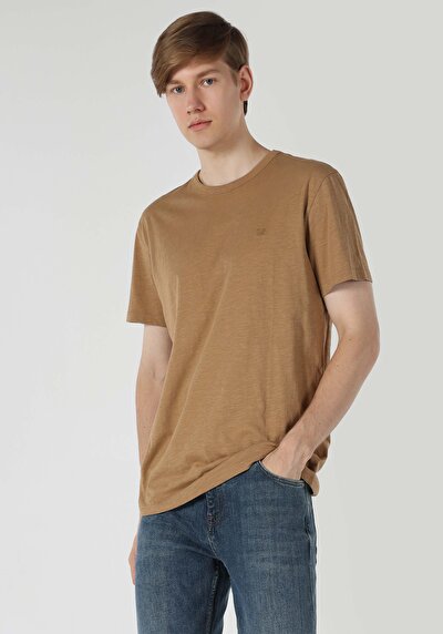 صورة من كومفورت فيت ياقة مستديرة مستقيم تي شيرت رجالي بني بأكمام قصيرة