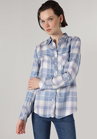 صورة من قميص عادي رقبة منقوشة نسائي أزرق كم طويل قميص