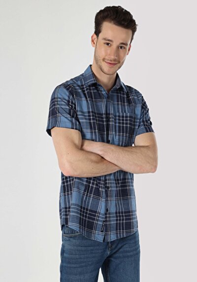 صورة من قميص عادي رقبة منقوشة رجالي أزرق كحلي كم قصير قميص