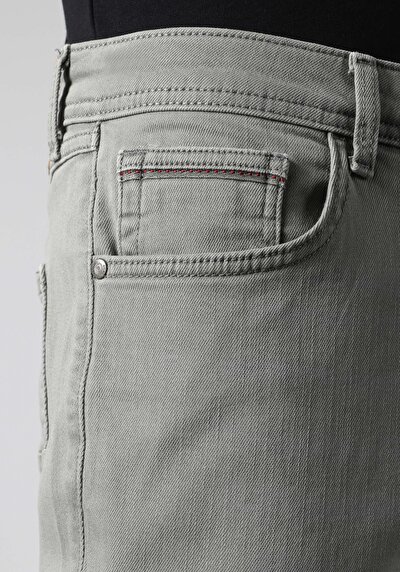 اعرض التفاصيل لـ رمادي للرجال بناطيل