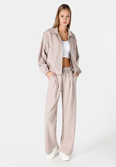 صورة من بيج للنساء بنطال رياضي