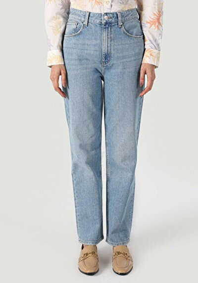 اعرض التفاصيل لـ أزرق للنساء بناطيل