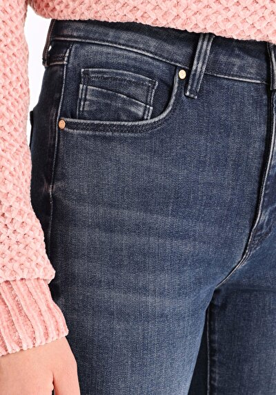 اعرض التفاصيل لـ دينيم للنساء بناطيل