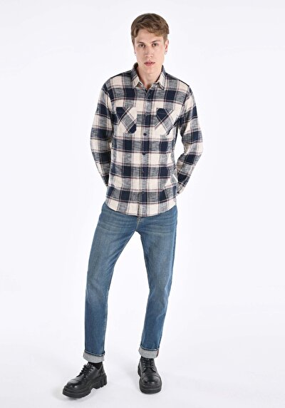 صورة من قميص عادي مقاس رقبة منقوشة رجالي أزرق داكن كم طويل قميص