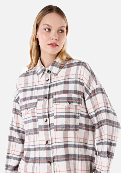 اعرض التفاصيل لـ قميص عادي رقبة منقوشة نسائي أبيض كم طويل قميص