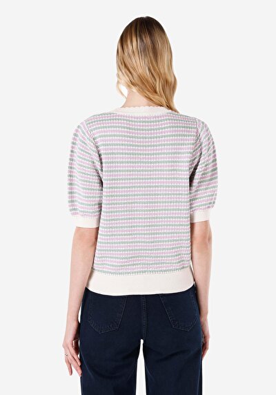 صورة من رقبة مستديرة نسائي متعدد الألوان كم قصير سترة