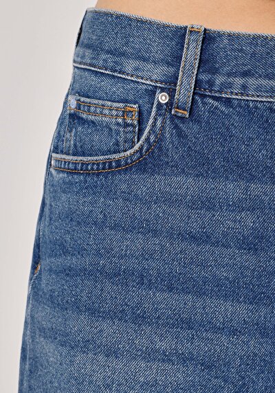 اعرض التفاصيل لـ أزرق للنساء شورت