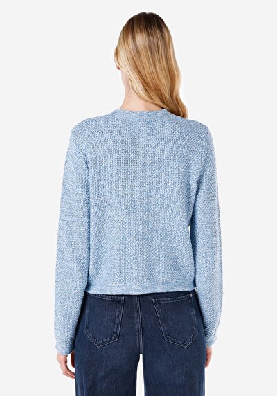 صورة من أزرق للنساء كنزة