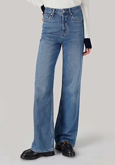 اعرض التفاصيل لـ   جينز نسائي أزرق كحلي