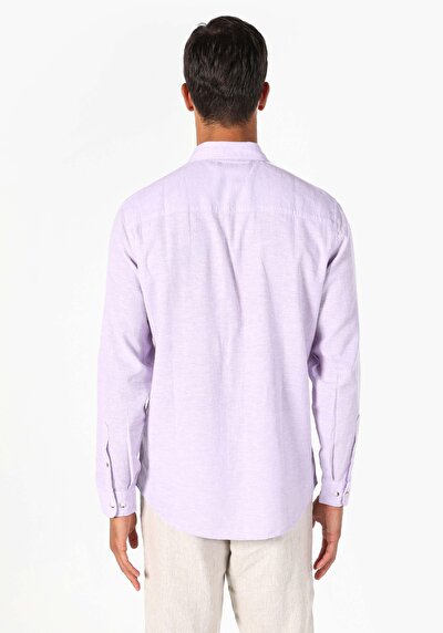 صورة من قميص مريح رقبة مستقيم قميص أرجواني طويل الأكمام للرجال