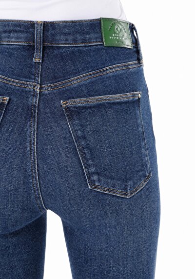 اعرض التفاصيل لـ ضيق   الخصر ضيق الساق النسائية نيلي الجينز