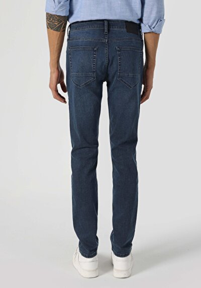 صورة من مستقيم خصر منخفض مستقيم الساق جينز رجالي