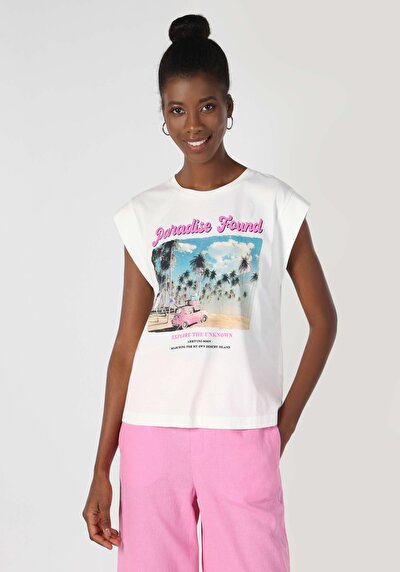 صورة من رقبة مستديرة مطبوعة نسائية أبيض قصيرة أكمام تي شيرت