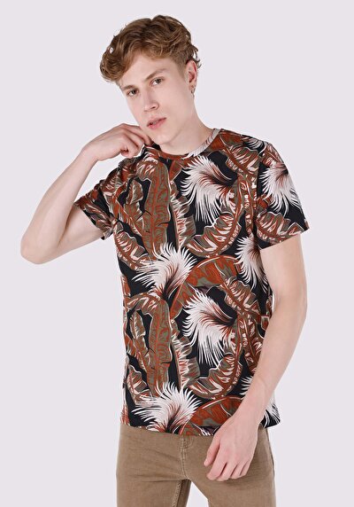 صورة من   رقبة مستديرة مطبوعة رجالي متعدد الألوان كم قصير تي شيرت