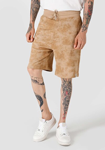 اعرض التفاصيل لـ شورت بني مطبوع بالخصر المتوسط عادي