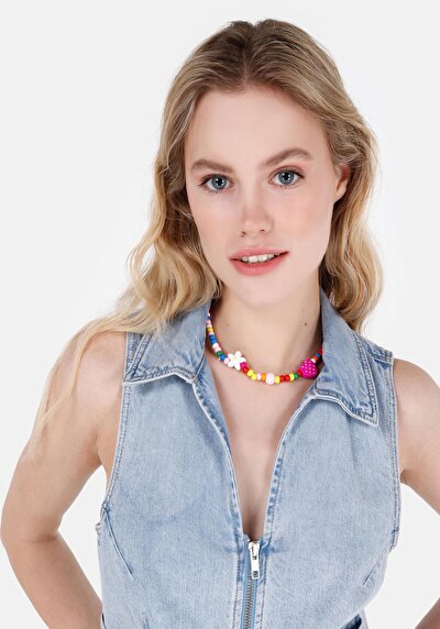 صورة من دينيم للنساء صدرية