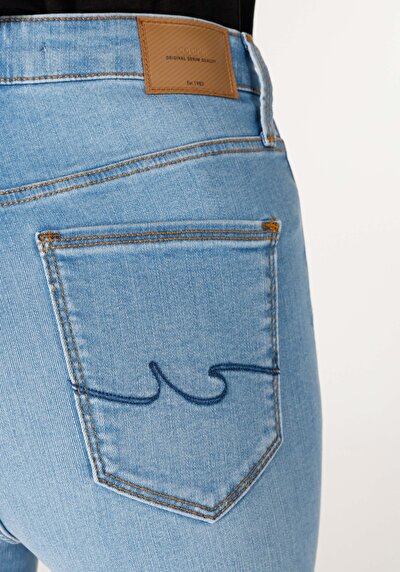 اعرض التفاصيل لـ ضيق  ارتفاع الخصر ضيق الساق الجينز النسائي