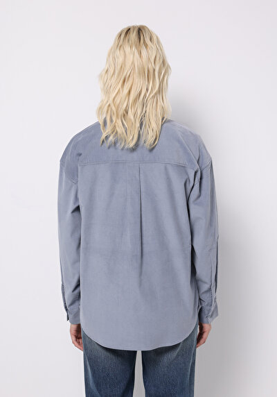 صورة من قميص عادي رقبة مستقيم نسائي أزرق كم طويل قميص