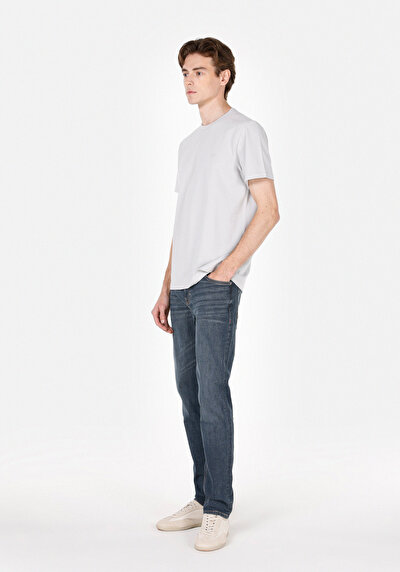 صورة من قصة عادية رقبة مستديرة مستقيم رجالي رمادي كم قصير تي شيرت