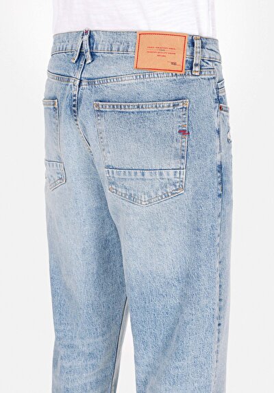 اعرض التفاصيل لـ فضفاض مدبب  جينز نيلي للرجال