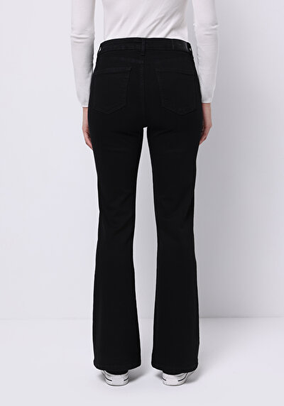 صورة من عادي الخصر حذاء جينز نسائي جينز