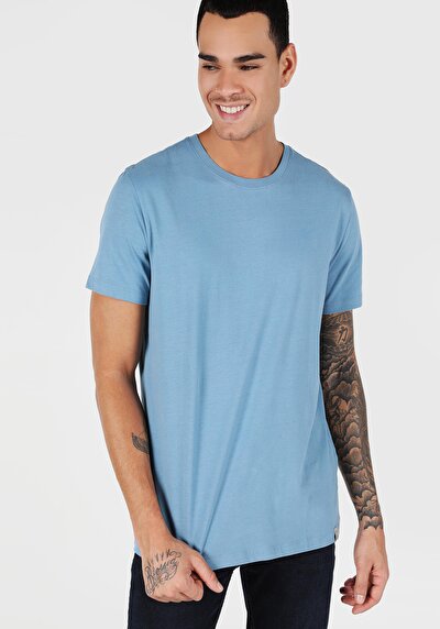 صورة من أزرق للرجال تي شيرت بأكمام قصيرة