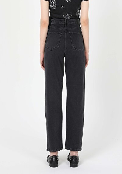 اعرض التفاصيل لـ دينيم للنساء بناطيل