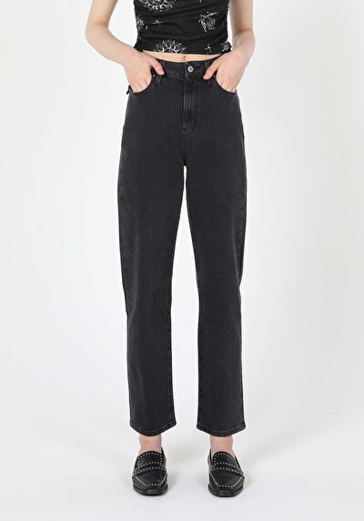 اعرض التفاصيل لـ دينيم للنساء بناطيل