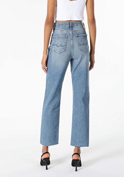 اعرض التفاصيل لـ دينيم للنساء بناطيل