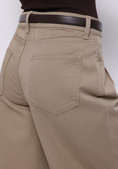 اعرض التفاصيل لـ بيج للنساء بناطيل