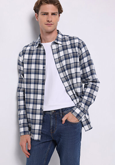 صورة من قميص عادي مقاس رقبة منقوشة رجالي أزرق داكن كم طويل قميص