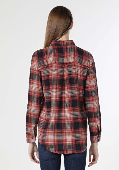 صورة من متعدد الألوان للنساء قميص كم طويل