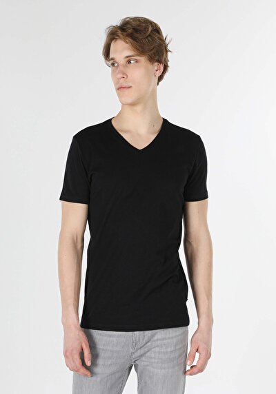 صورة من أسود للرجال تي شيرت بأكمام قصيرة