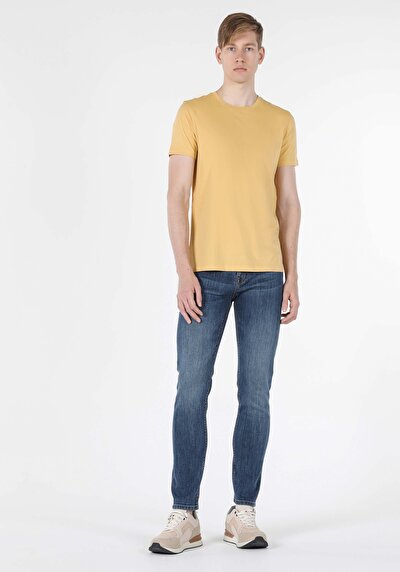 صورة من رقبة مستديرة مستقيم رجالي ساري كم قصير تي شيرت