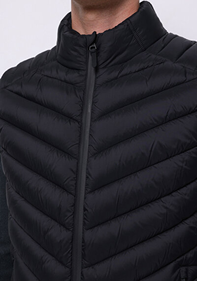 اعرض التفاصيل لـ أسود للرجال صدرية