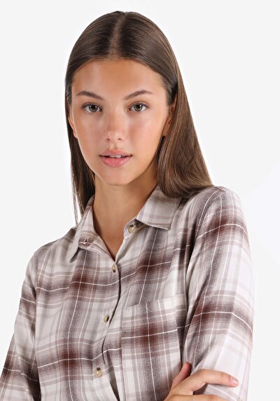 اعرض التفاصيل لـ قميص عادي رقبة منقوشة نسائي بيج كم طويل قميص