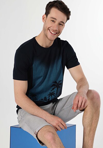 اعرض التفاصيل لـ أزرق بحري للرجال تي شيرت بأكمام قصيرة