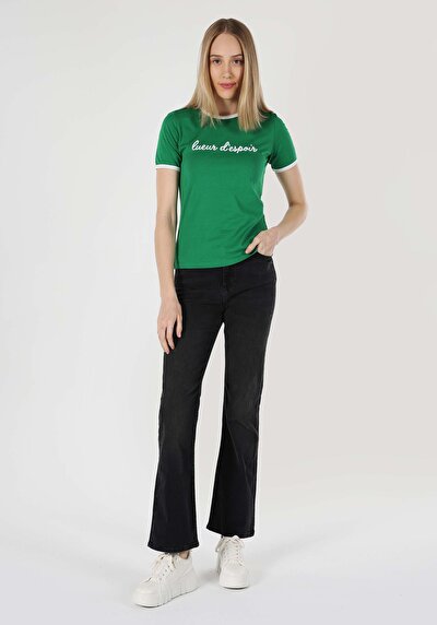 اعرض التفاصيل لـ  تشيرت أخضر مطبوع بأكمام قصيرة للنساءرقبة مستديرة تناسب منتظمتي  Cl1061924  