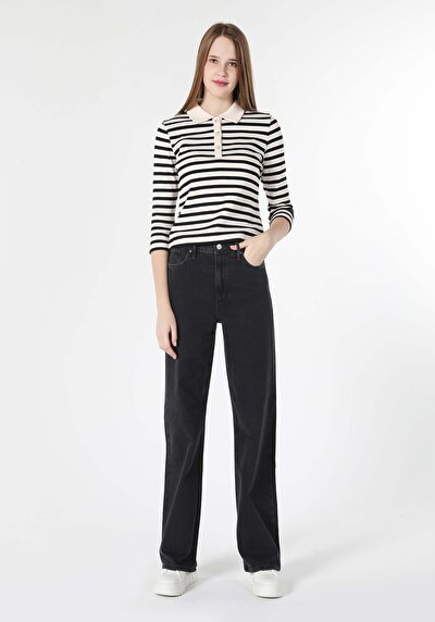 اعرض التفاصيل لـ أبيض للنساء تي شيرت كم طويل